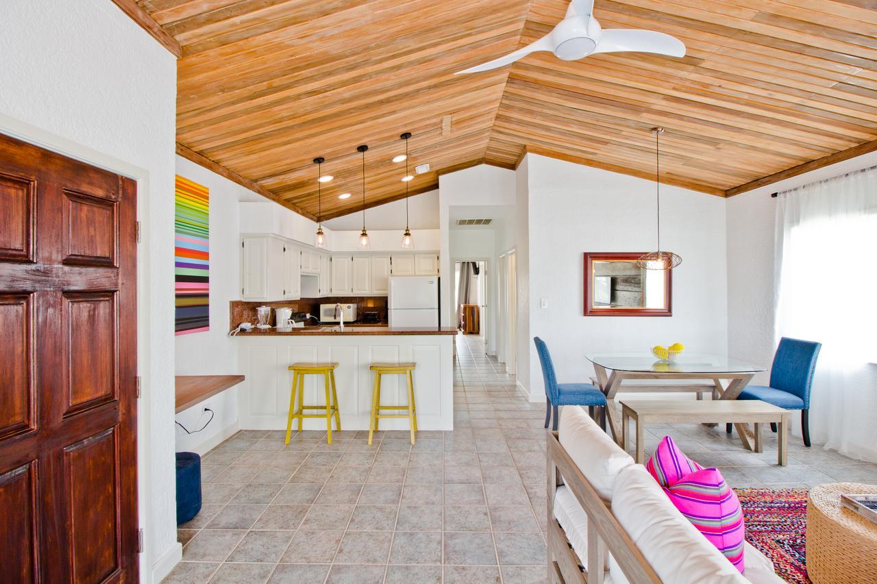 Banyan Bay Suites San Pedro  Dış mekan fotoğraf